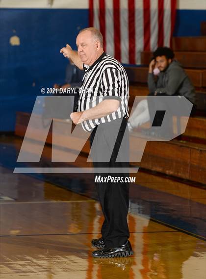 Thumbnail 1 in Arleta vs. Alhambra (San Marino Tournament) photogallery.
