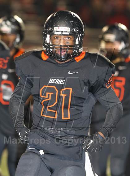 Thumbnail 3 in Argyle vs Gladewater (UIL 3A D2 Quarterfinal) photogallery.