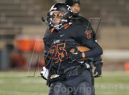 Thumbnail 2 in Argyle vs Gladewater (UIL 3A D2 Quarterfinal) photogallery.