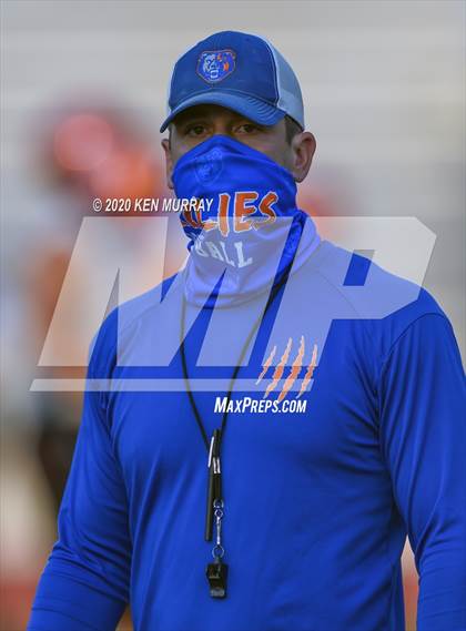 Thumbnail 3 in Grand Oaks vs Klein Forest photogallery.