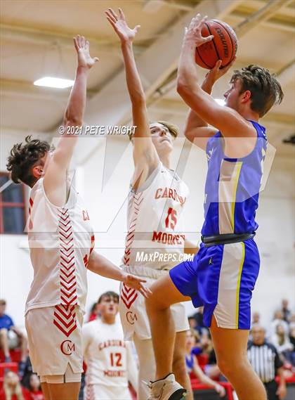 Thumbnail 2 in Sarasota Christian @ Cardinal Mooney photogallery.