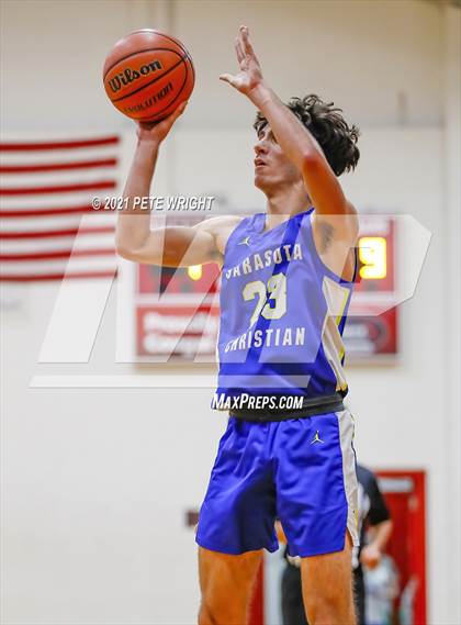 Thumbnail 3 in Sarasota Christian @ Cardinal Mooney photogallery.