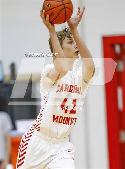 Thumbnail 3 in Sarasota Christian @ Cardinal Mooney photogallery.