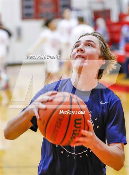 Thumbnail 1 in Sarasota Christian @ Cardinal Mooney photogallery.