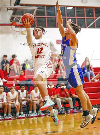 Thumbnail 1 in Sarasota Christian @ Cardinal Mooney photogallery.