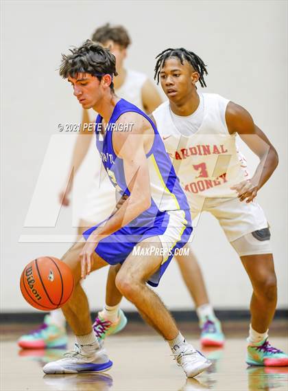 Thumbnail 2 in Sarasota Christian @ Cardinal Mooney photogallery.