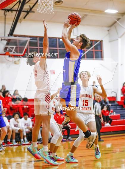 Thumbnail 3 in Sarasota Christian @ Cardinal Mooney photogallery.