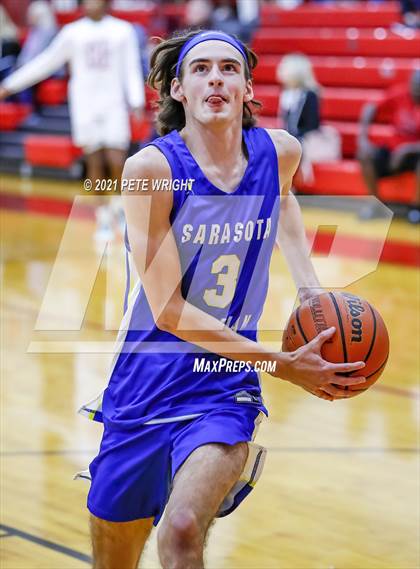 Thumbnail 2 in Sarasota Christian @ Cardinal Mooney photogallery.