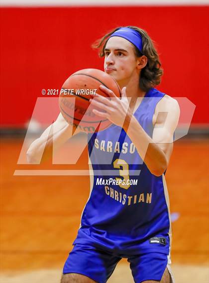 Thumbnail 3 in Sarasota Christian @ Cardinal Mooney photogallery.