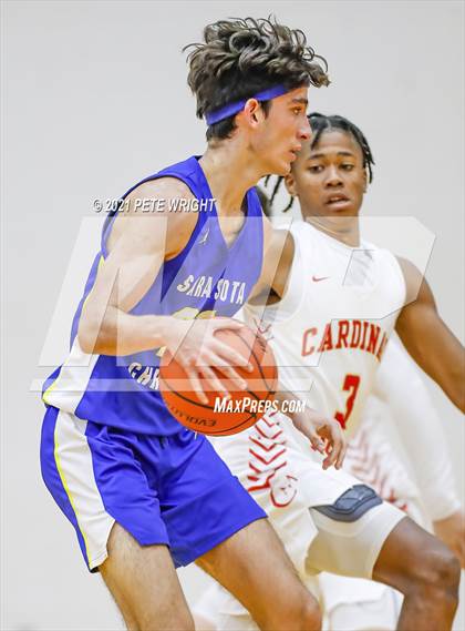 Thumbnail 3 in Sarasota Christian @ Cardinal Mooney photogallery.
