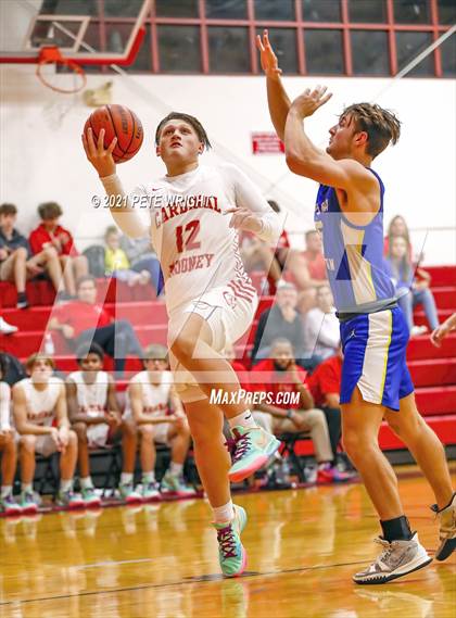 Thumbnail 3 in Sarasota Christian @ Cardinal Mooney photogallery.