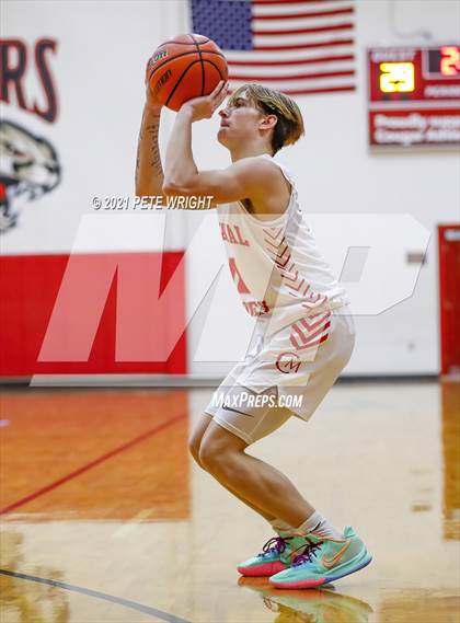 Thumbnail 3 in Sarasota Christian @ Cardinal Mooney photogallery.