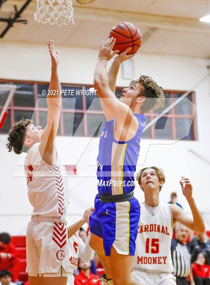 Thumbnail 2 in Sarasota Christian @ Cardinal Mooney photogallery.