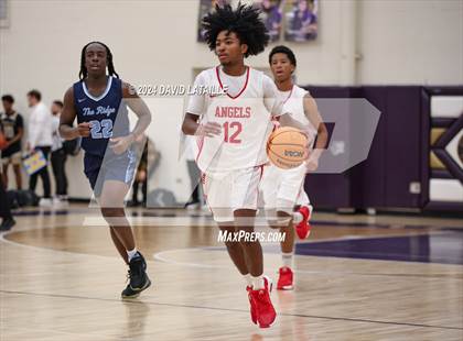 Thumbnail 3 in Riverdale Ridge vs. Denver East photogallery.