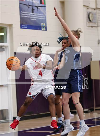 Thumbnail 2 in Riverdale Ridge vs. Denver East photogallery.