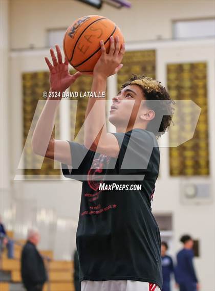 Thumbnail 1 in Riverdale Ridge vs. Denver East photogallery.