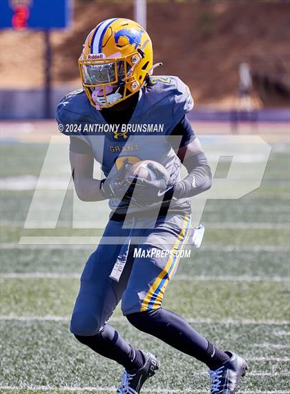 Thumbnail 3 in Inderkum @ Grant photogallery.