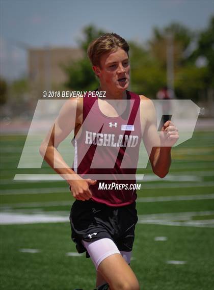 Thumbnail 2 in Golden League CIF Finals (Boys 800 Meter) photogallery.