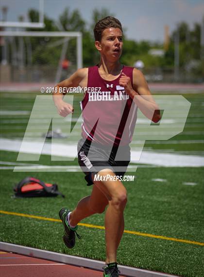 Thumbnail 2 in Golden League CIF Finals (Boys 800 Meter) photogallery.