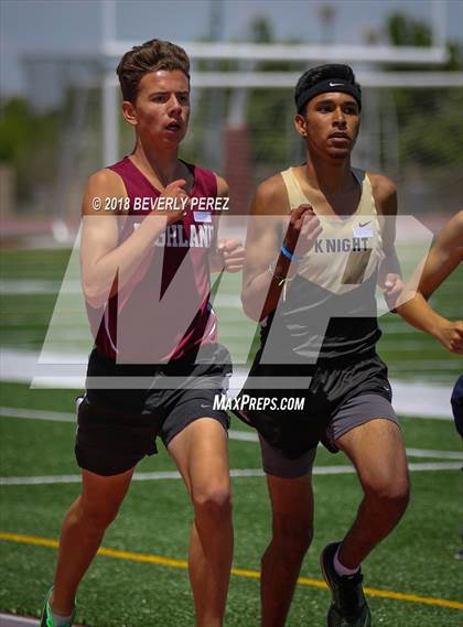Thumbnail 2 in Golden League CIF Finals (Boys 800 Meter) photogallery.
