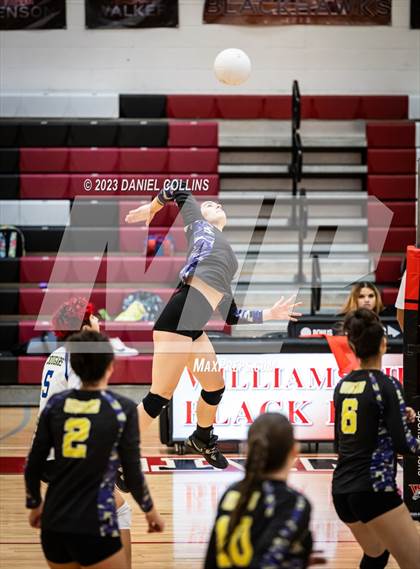 Thumbnail 3 in Casa Grande @ Williams Field photogallery.