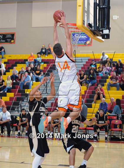 Thumbnail 2 in Corona del Sol vs. Chinle (Hoophall West Tournament) photogallery.