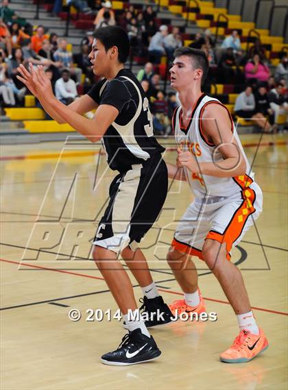 Thumbnail 2 in Corona del Sol vs. Chinle (Hoophall West Tournament) photogallery.