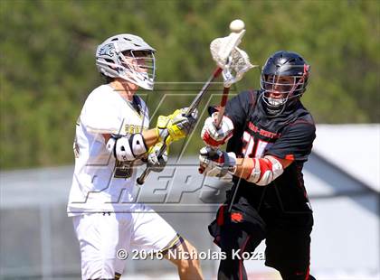 Thumbnail 2 in Harvard-Westlake vs. Peninsula photogallery.