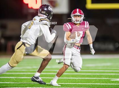 Thumbnail 3 in Leesville vs E,D. White (LHSAA State Semifinals Division II Select) photogallery.
