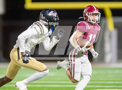 Thumbnail 1 in Leesville vs E,D. White (LHSAA State Semifinals Division II Select) photogallery.