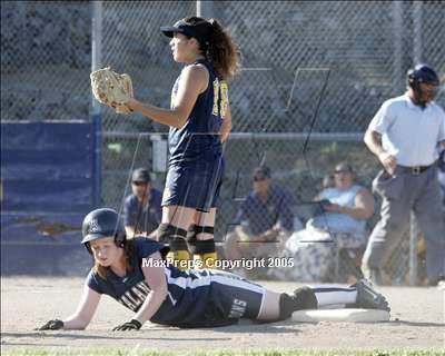 Thumbnail 3 in Acalanes vs. Alhambra (Sec. Playoff) photogallery.