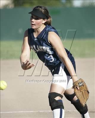 Thumbnail 3 in Acalanes vs. Alhambra (Sec. Playoff) photogallery.