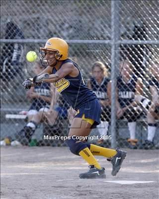 Thumbnail 3 in Acalanes vs. Alhambra (Sec. Playoff) photogallery.