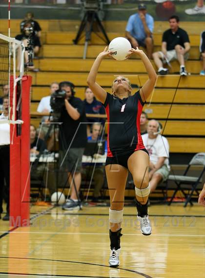 Thumbnail 1 in Olathe East vs. Lansing photogallery.