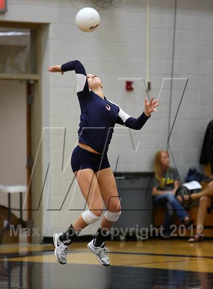 Thumbnail 1 in Olathe East vs. Lansing photogallery.