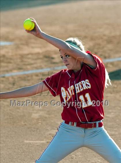 Thumbnail 1 in Santa Margarita vs. Corona (CIF SS D1 Final) photogallery.