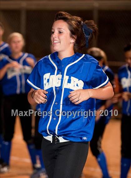 Thumbnail 3 in Santa Margarita vs. Corona (CIF SS D1 Final) photogallery.