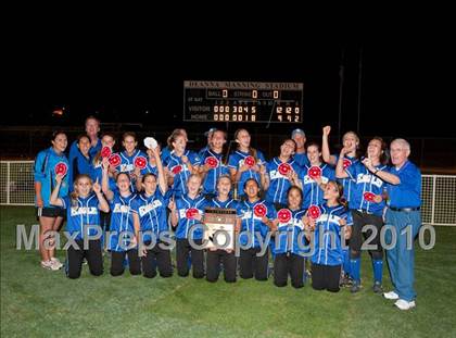 Thumbnail 3 in Santa Margarita vs. Corona (CIF SS D1 Final) photogallery.