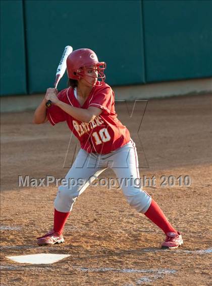 Thumbnail 3 in Santa Margarita vs. Corona (CIF SS D1 Final) photogallery.
