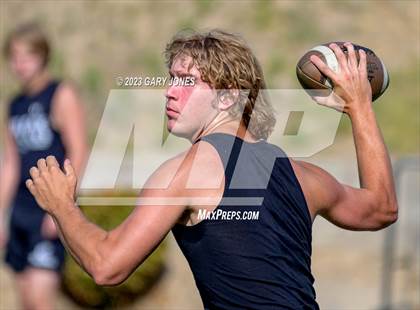 Thumbnail 3 in Whitney vs Rocklin 7v7 photogallery.