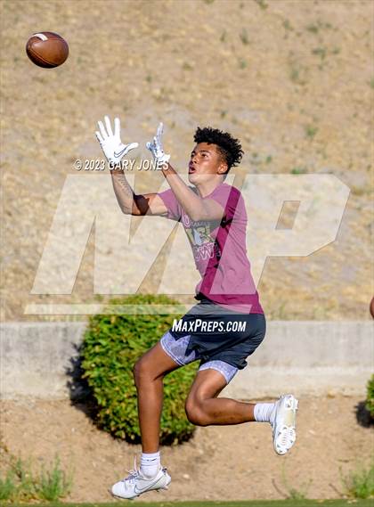 Thumbnail 1 in Whitney vs Rocklin 7v7 photogallery.
