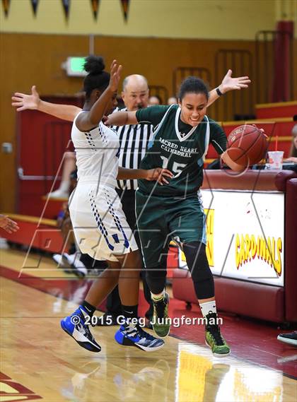 Thumbnail 3 in Sacred Heart Cathedral vs. Oakland (Cardinal Newman Classic) photogallery.