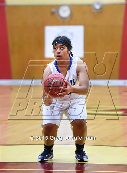 Thumbnail 1 in Sacred Heart Cathedral vs. Oakland (Cardinal Newman Classic) photogallery.