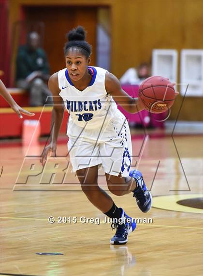 Thumbnail 3 in Sacred Heart Cathedral vs. Oakland (Cardinal Newman Classic) photogallery.