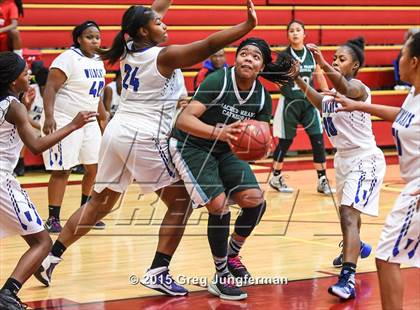 Thumbnail 3 in Sacred Heart Cathedral vs. Oakland (Cardinal Newman Classic) photogallery.