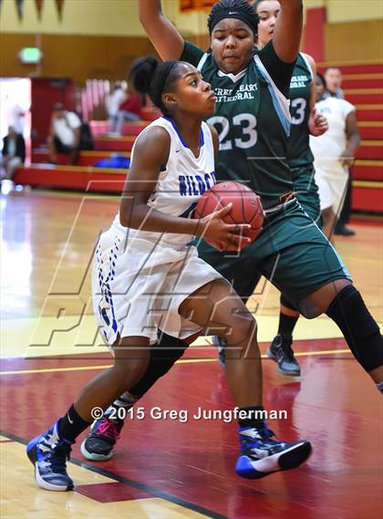 Thumbnail 1 in Sacred Heart Cathedral vs. Oakland (Cardinal Newman Classic) photogallery.