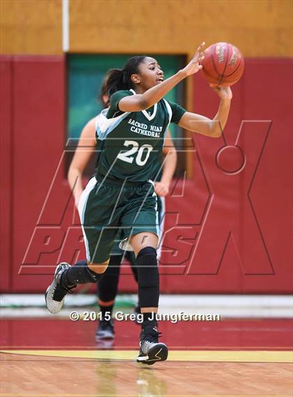 Thumbnail 2 in Sacred Heart Cathedral vs. Oakland (Cardinal Newman Classic) photogallery.