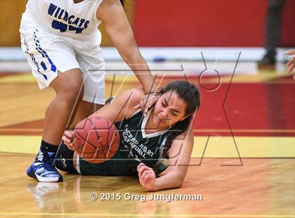 Thumbnail 2 in Sacred Heart Cathedral vs. Oakland (Cardinal Newman Classic) photogallery.