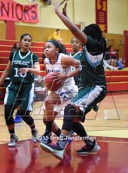 Thumbnail 2 in Sacred Heart Cathedral vs. Oakland (Cardinal Newman Classic) photogallery.