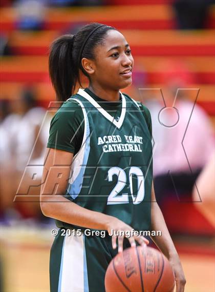 Thumbnail 3 in Sacred Heart Cathedral vs. Oakland (Cardinal Newman Classic) photogallery.